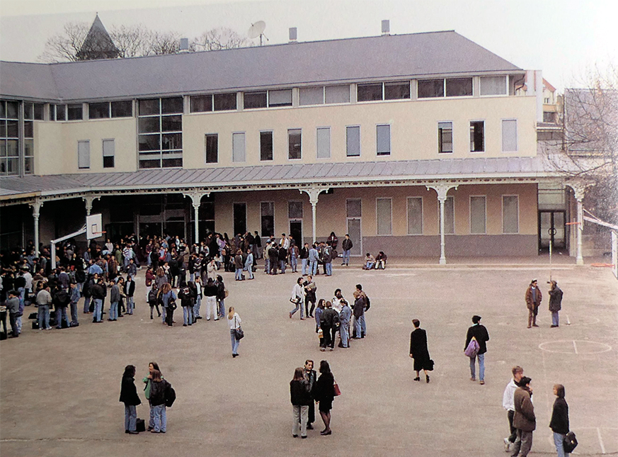 Un moine, chauffe-lit  Les Amis du Vieux Fontaine