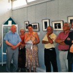 Vernissage de l’exposition de photographies de Gérard Jasserme sur la Maison natale à la bibliothèque municipale en 2003